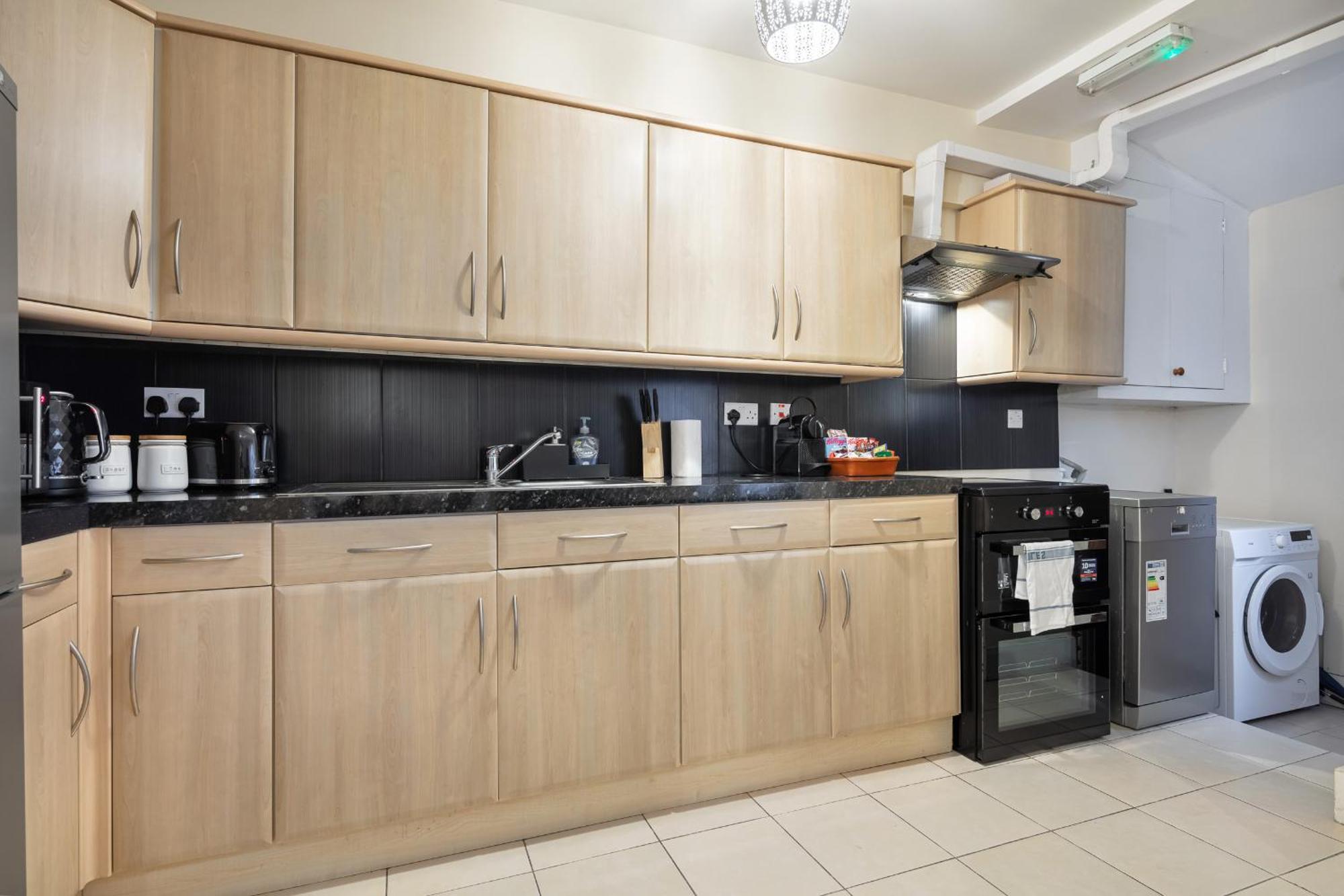 Elegant Kensington Apartment With Patio London Luaran gambar