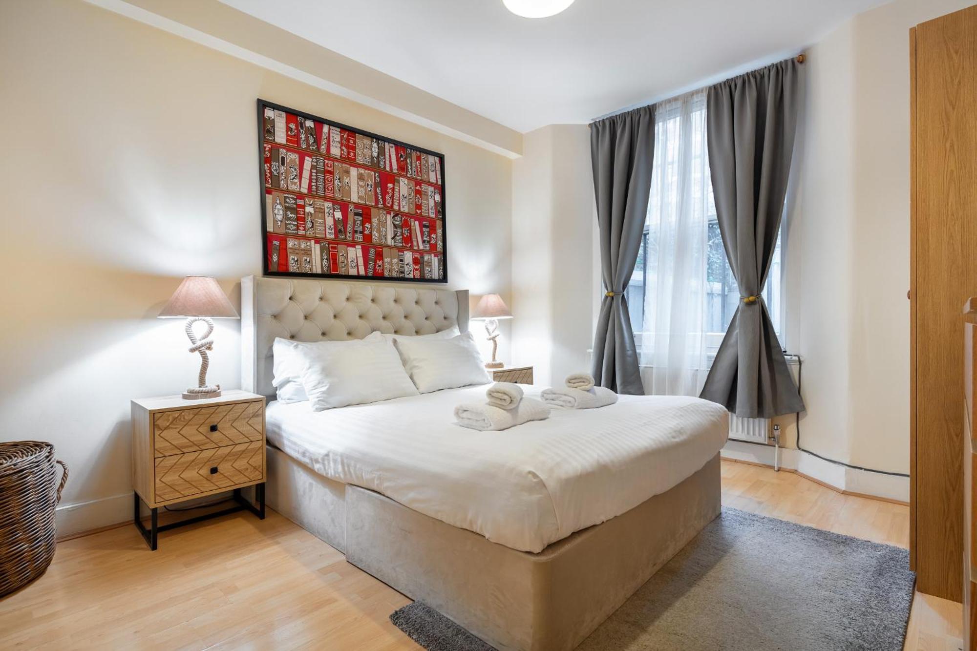 Elegant Kensington Apartment With Patio London Luaran gambar