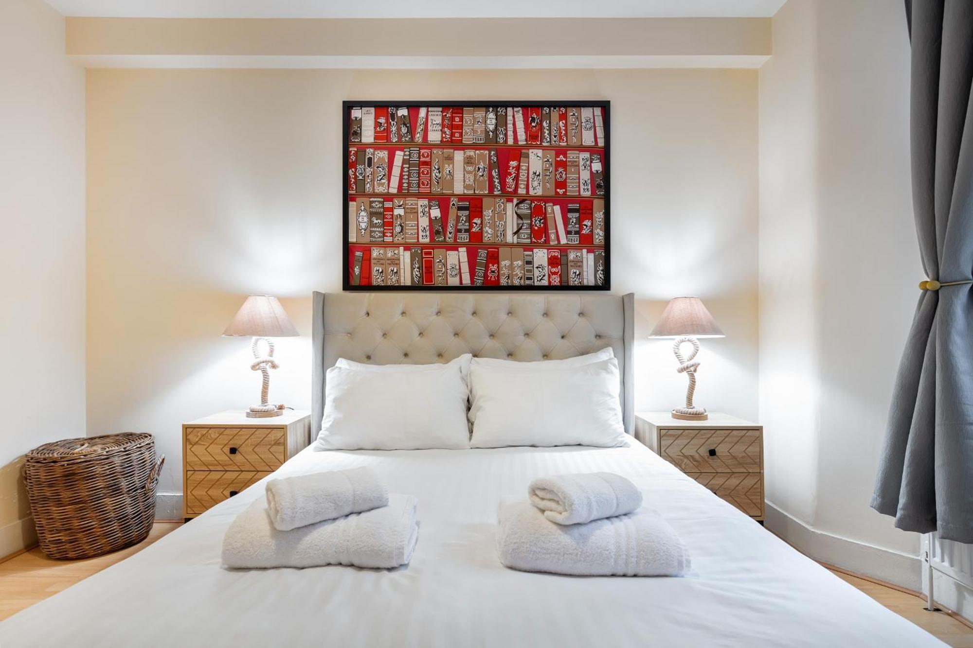 Elegant Kensington Apartment With Patio London Luaran gambar